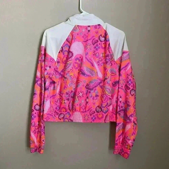 Nike Sportswear Pink Floral Printed Jacket Size Medium - Picture 10 of 10